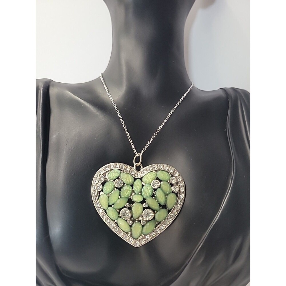 Vintage Green Rhinestones Heart Pendant Necklace Silver Tone Jewelry